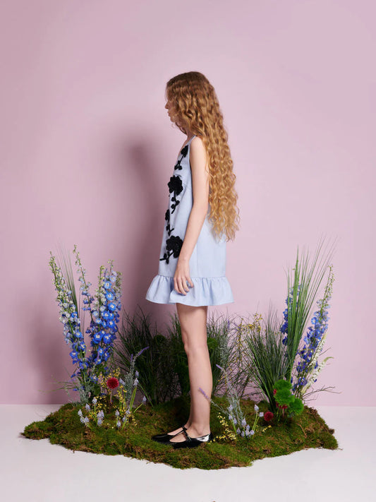 Sister Jane Dorie Crochet Floral mini haljina od čipke sa cvetnim detaljima, ženstvena haljina za svečane prilike – Neguj se